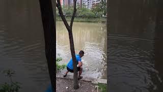 Most Satisfying Cast Net Fishing Video - Traditional Net Catch Fishing in The River Ep