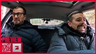 PREVIEW: "Fahrt einfach dieses Auto kaputt!" | Joko & Klaas & eine Schrottkarre | JKvsP7