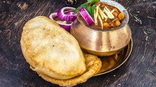 How to Make Punjabi Chole Bhature | Chana Bhatura Recipe | पंजाबी छोले भठूरे की रेसिपी