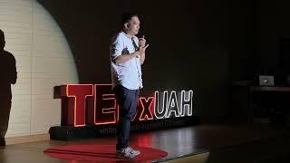 WRITE TO KNOW (VIẾT MỚI BIẾT) | Son Huynh Vinh | TEDxUAH