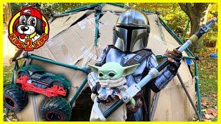 Hot Wheels & Monster Jam Toy Trucks - STAR WARS Mandalorian, Baby Yoda & Cardboard Box Fort Geodome!