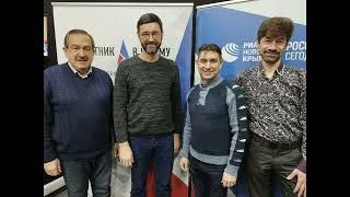 Валентин Лобанов, Вадим Таркинский и Аркадий Журавлев на радио «Спутник в Крыму».