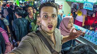 Most Chaotic Night Market in Surabaya, Indonesia! 