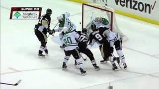 Gotta See It: Niemi uses toe to deny Dupuis