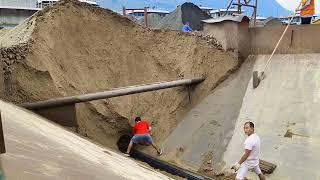Amazing work - The conveyor belt doesn't flow smoothly when loading 2000 tons of soil