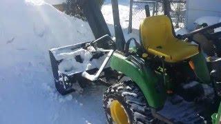 John Deere 2210 xtreme Cold Start and walk around