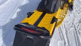 Walk Around: 2023 Ski Doo MXZ Blizzard 600R