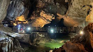 CLEARWATER & WINDS Cave - Show cave tour at Gunung Mulu National Park