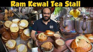 Lucknow's Best Tea Stall | Ram Kewal Tea Stall | Street Food In India | Lucknow Ep 01