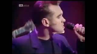 Morrissey - The More You Ignore me, The Closer I Get (Legedado )