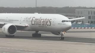 Emirates Boeing 777 Beautiful movements at Frankfurt Airport