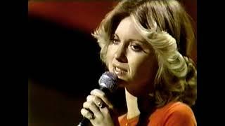 Olivia Newton-John - "Have you Never Been Mellow" - Midnight Special 1975