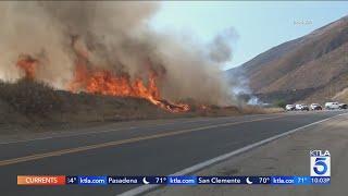 Riverside County wildfire prompts evacuation warnings