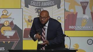 M. Carter of Delta Air Lines wins a Gold Stevie® in the Stevie Awards for Sales & Customer Service