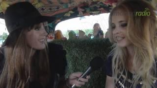 Kyla La Grange with Amazing Radio's Georgie Rogers at Festibelly