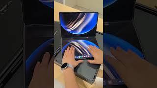 the world's first foldable computer