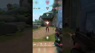Feeling dizzy. #valorant #valorantclips #shorts #valorantshorts #popular #gaming #valoranthighlights