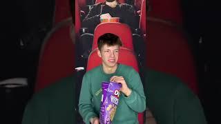 Mit Freunden im Kino  |  Lukas 712 #Shorts #comedy #funnyshorts #shortsviral #viral #viralcomedy