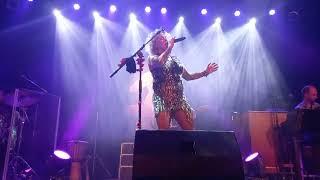 Tina Turner Medley - Dilana Smith - Carrousel Ommen 20-12-3024