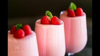 5-ingredient NO-BAKE Yummy Strawberry Mousse Recipe - Munchkin Time