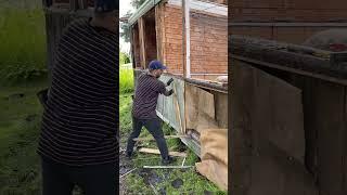 Демонтаж старого каркасного дома