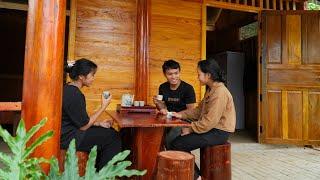 Use tree stumps as tea tables and enjoy wild tea buds growing along the roadside