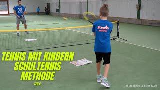 Tennistraining mit Kindern - Schultennis Anfängerübung - Tennis lernen mit einer Zeitung!