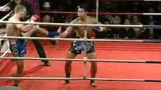 Yodsaenklai Fairtex vs Mark Vogel (WBC Muaythai)