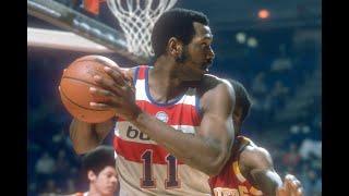 NB70s: Elvin "The Big E" Hayes (1975-77)