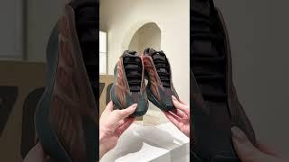 Adidas Yeezy 700 V3