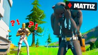 COSA SUCCEDE SE TI FINGI IL BOSS MIAOSCOLO PER TUTTA LA PARTITA?! Fortnite ITA