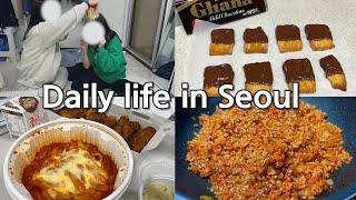 Vlogㅣ김치볶음밥 달인의 레시피 공유, 야매 빨미까레 만들기, 엄마 행복하게 해주기, 1월 먹부림, 오랜만에 김동생 출연