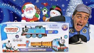 Thomas & Friends Christmas Tree Train ! || Toy Review || Konas2002