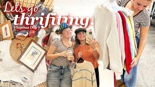 LETS GO THRIFTING **Vlogmas Day 7** || Chaotic shopping for NYC!!