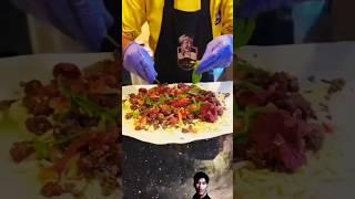 Proses penyajian pizza khas Mesir #pizza #food #foodie #cooking #recipe #masak #makanan