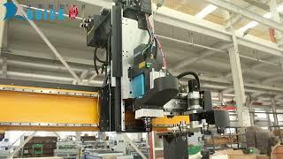 UA -1360 cnc router with auto clamping