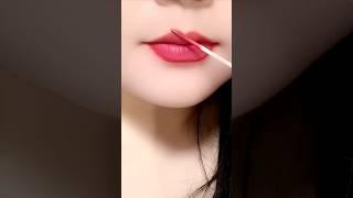 Matte vs Glossy Lips | Which One Looks Better#makeuptutorial#youtubeshorts#shortsfeed#shorts