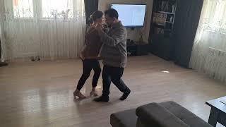 Танцующий гид или начинающий тангерос. Аргентинское танго. Tango argentino.