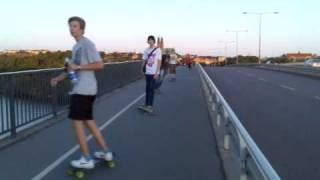 Stockholm longboard cruise - Västerbron