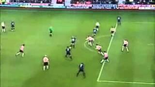 Dennis Bergkamp v Southampton