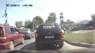 NEW scary near car accident in Russia