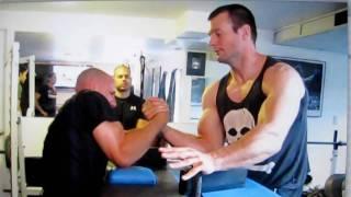 Arm Wrestling - Anthony Dall'Antonia vs Devon Larratt  (practice) - VancouverArmWrestling.com