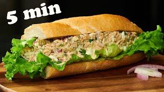 Breakfast tuna salad sandwich in 5 minutes.