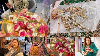 Beautician aye gher mujhey or beati ko teyare kurney || Mehndi ka aya jorda golden Zari sey