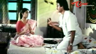 Meena Sings A Song In Bedroom - Tremendous Comedy