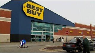 Black Friday Shoppers Flock To Best Buy