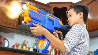 NERF TIN AND LUAN GUN VS GUN BATTLE