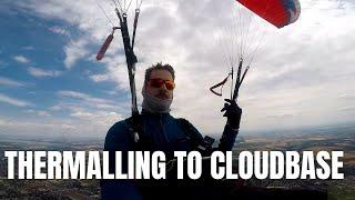 Thermalling to Cloudbase with a Paraglider