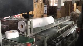 Maxi roll cutting machine