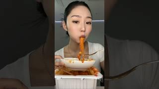 떡볶이 먹는방법 제대로 알려주는 에이미